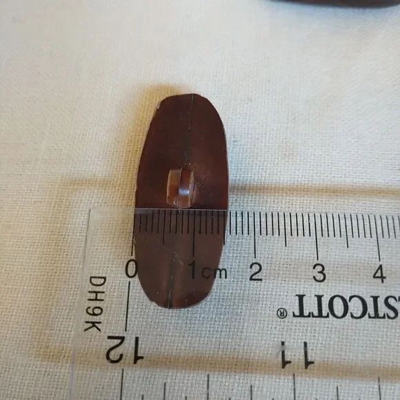 Aran Crafts Replacement Buttons Shanks Brown Oblong Argyle for Cardigan 5x Lot - Picture 6 of 7